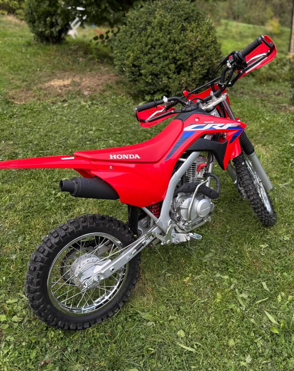 Motor enduro Honda CRF 125